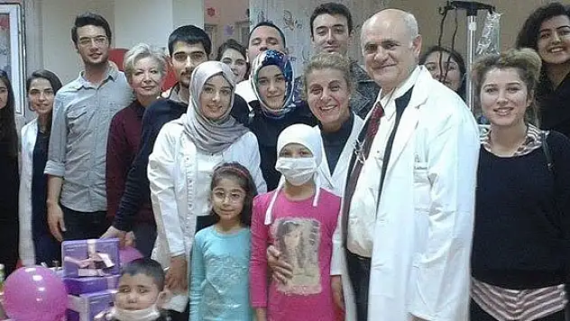 Doktor adaylarından örnek davranış