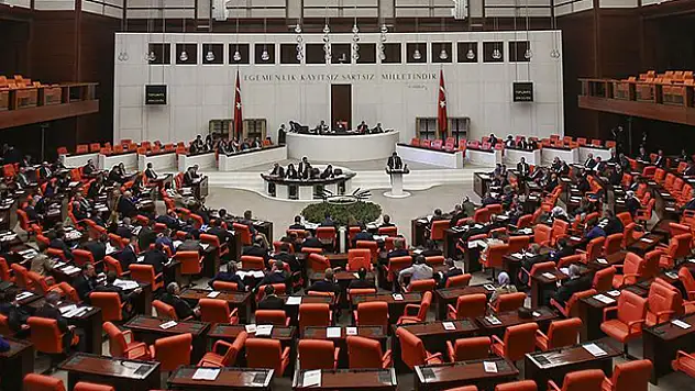 Dokunulmazlık teklifinde ikinci tur görüşmeleri başladı