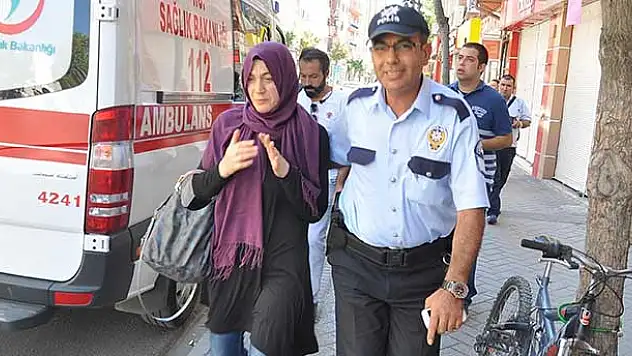 Dolandırılacağını anlayınca fenalık geçirdi