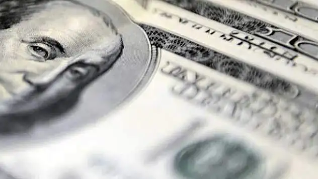 Dolar 2,79'u aştı