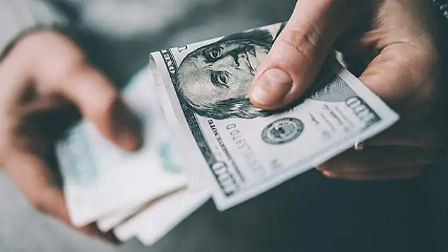 Dolar 6 lirayı gördü