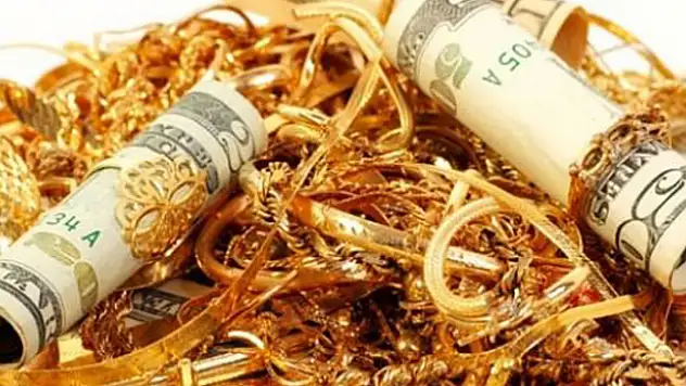Dolar 8 ayın zirvesinde, altın uçuyor!