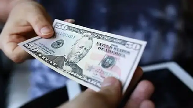 Dolar değer kaybetmeye başladı!