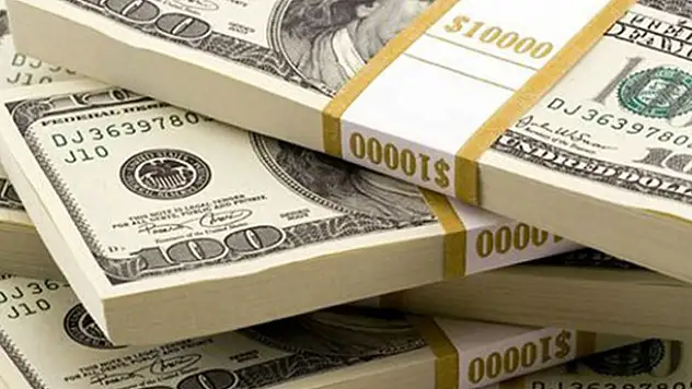Dolar durmuyor! Haftaya rekorla başladı
