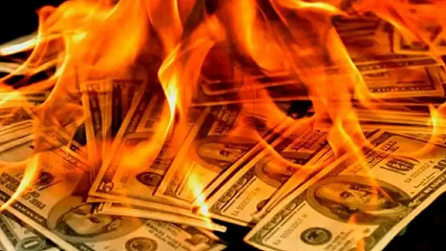 Dolar rekor üstüne rekor kırıyor! 7,20'nin üzerine çıktı