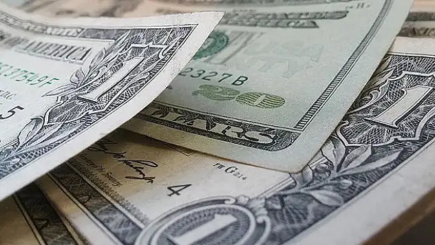 Dolar son 1 ayın en düşük seviyesine indi!
