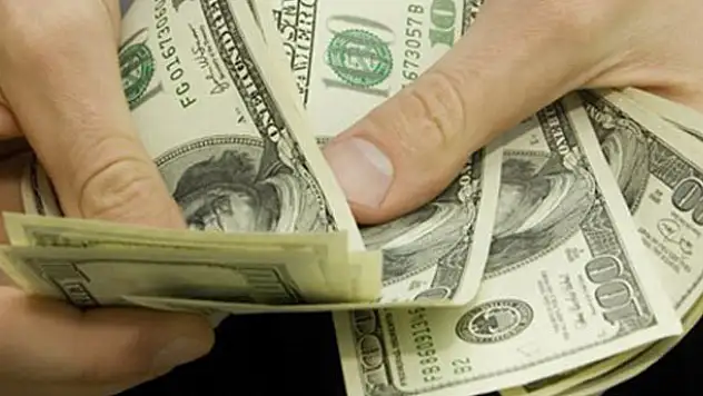 Dolar/TL güne düşüşle başladı