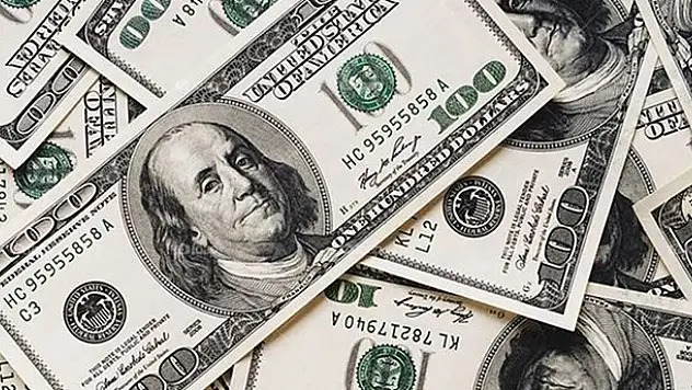 Dolar/TL kurunda dalgalı seyir! Haftanın son işlem günü dolar ne kadar?