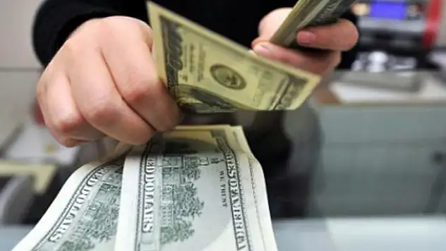 Dolar ve avro güne nasıl başladı?