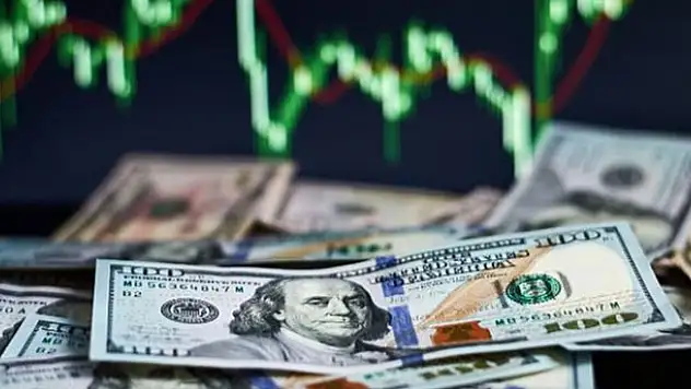 Dolar ve euro rekor kırarak zirveye oturdu! Piyasalar sıkıntı içinde