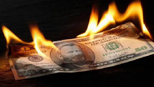 Dolar yeniden 13 TL'yi gördü
