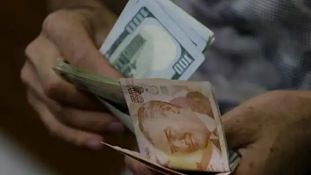 Dolar yeniden düşüşe geçti! İşte son rakamlar...