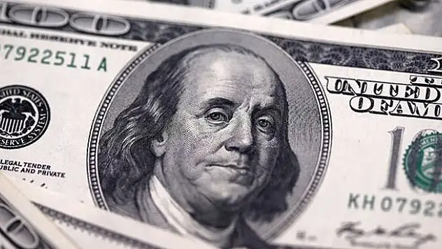 Dolarda sert hareketlilik! Gece yarısı 5.85'i gördü