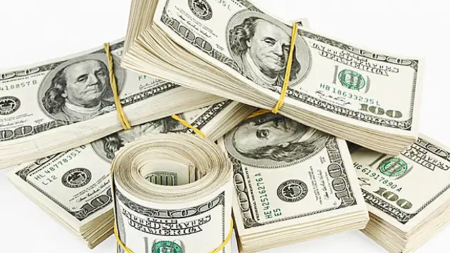 Dolarda yeni rekor