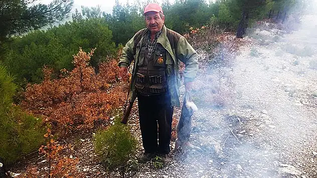 Domuz avında kalp krizinden öldü, cenazesi köpeğinin tasmasındaki 'çip' sayesinde bulundu
