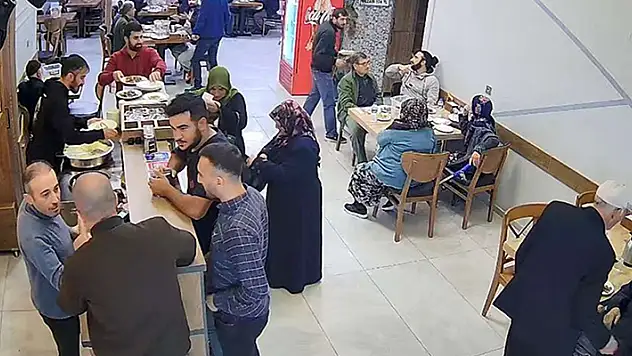 Döneri beğenmeyip hesap ödemeyen kaymakamla ilgili soruşturma başlatıldı

