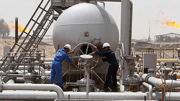 Dört ülkeden petrol üretimini sabitleme kararı