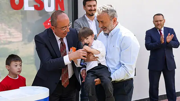 DOSD Meram'ın özel çocukları 23 Nisan coşkusunu doyasıya yaşadı