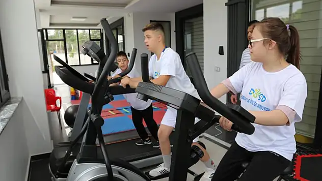 DOSD'un özel çocukları Konya Maratonuna sıkı hazırlanıyor
