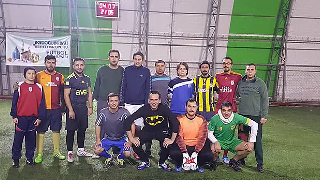 Dostluk maçında bir araya geldiler