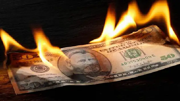 Döviz kurları haftaya yükselişle başladı dolar 14,07 lira