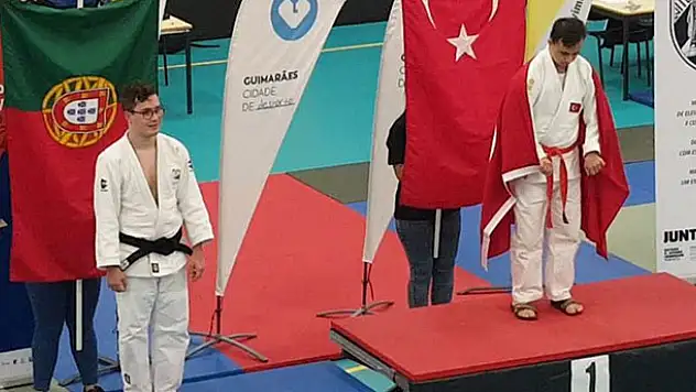 Down Sendromlular Dünya Judo Şampiyonası'nda Türkiye'ye altın madalya