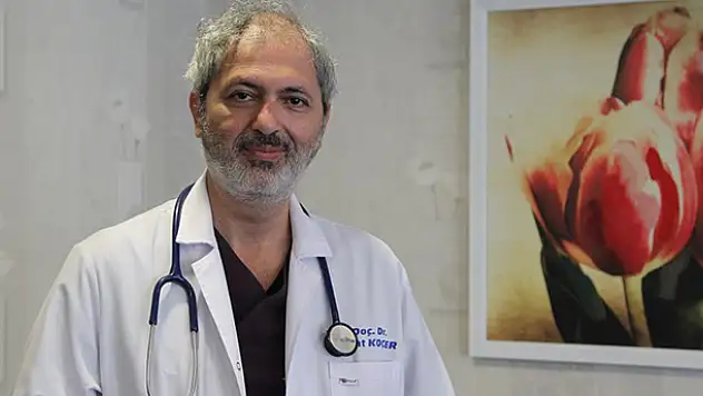 Dr. Öğr. Üyesi Koçer: 'Aşı toplumda bütün hastalıklara karşı oluşturulabilen bir tedbirdir'