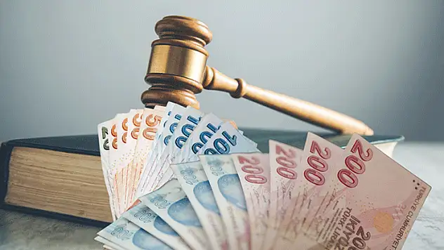 Drift atıp video çektiren sürücüye 55 bin lira ceza