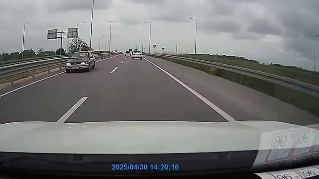 Duble yolda ters yönde gide otomobil ölüme davetiye çıkardı