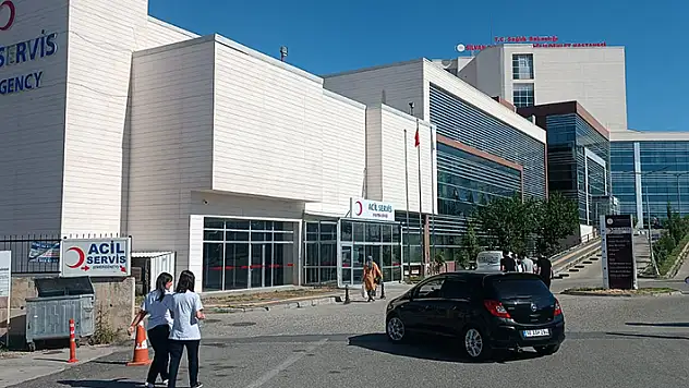 Düğünde atılan hava fişekler kalabalığın arasında patladı: 5 yaralı
