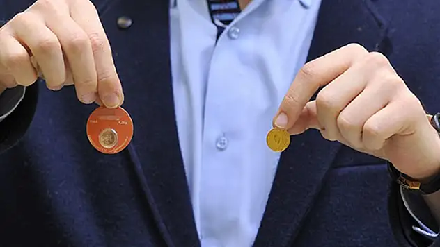Düğünde çeyrek gram altın hayal oldu! Çeyreğin çeyreğine talep arttı: Fiyatını duyan şaştı kaldı