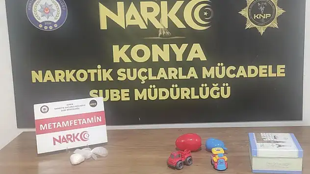 Dün tavuk bugün yumurta...Konya'da kargo şirketine gönderilen 'sürpriz yumurta'dan uyuşturucu çıktı
