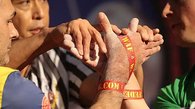 Dünya Bilek Güreşi Şampiyonası'nda Türk sporcular 108 madalya kazandı
