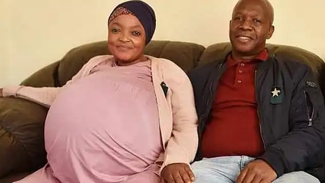 Dünya bu olayı konuşuyor... Güney Afrikalı kadın 10 çocuk birden doğurdu!
