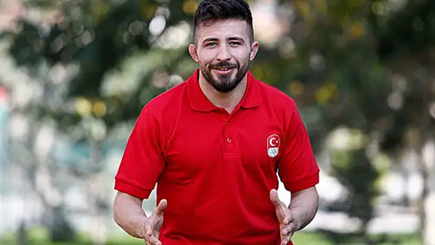 Dünya Güreş Şampiyonası'nda 57 kiloda Süleyman Atlı finale yükseldi