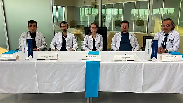 Dünya Kanser Günü'nde doktorlar erken teşhis için uyardı