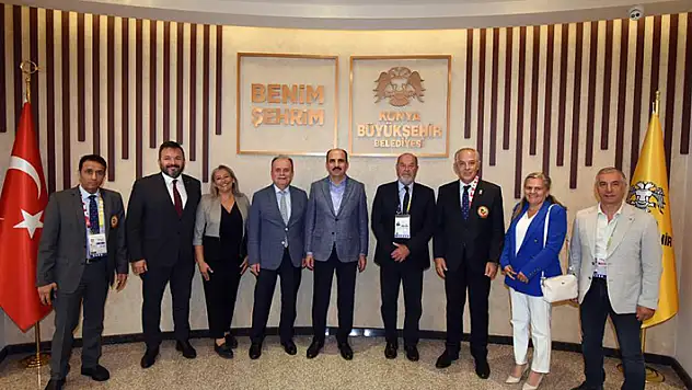 Dünya Karate Federasyonu Başkanı Espinos Başkan Altay'la buluştu
