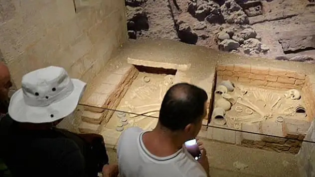 Dünyanın en eski aşıkları müzede sergilenecek
