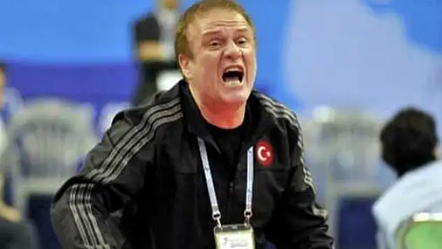 Dünyanın en iyi antrenörü seçildi