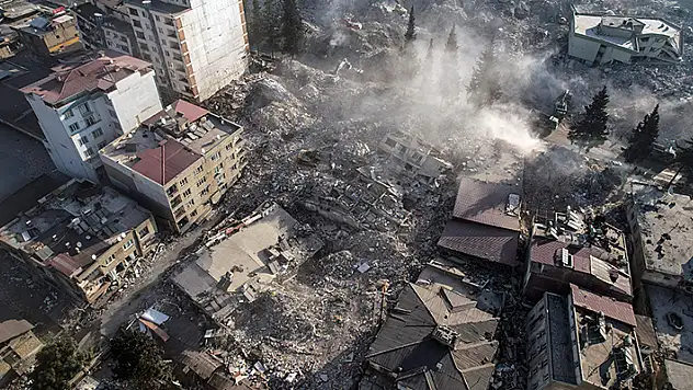 Dünyanın farklı ülkelerinden, Türkiye'deki afet için destek ve taziye mesajları gelmeye devam ediyor
