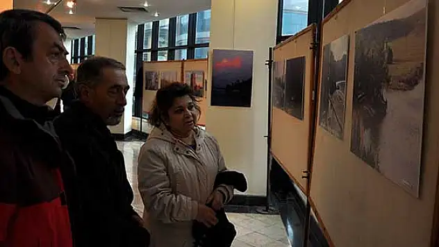 Dünyayı gezip, çektikleri fotoğraflarla sergi açtılar
