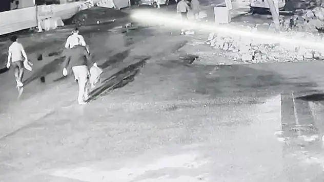 'Dur' ihtarına uymadı, otomobilini aralarında emniyet müdürünün de bulunduğu ekibin üzerine sürdü