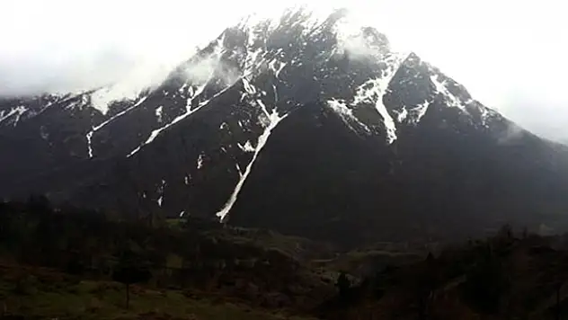 Düşen helikopterin enkazına ulaşıldı!