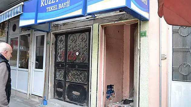 Duvarı Delip Tekel Bayisini Soydular