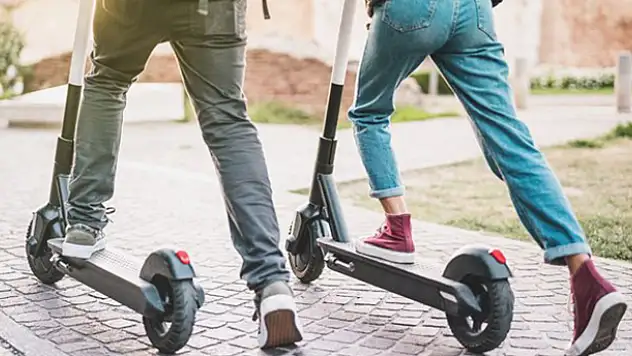 E-scooter yönetmeliği Resmi Gazete'de: İşte getirilen yeni kurallar