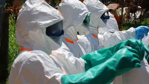 Ebola vakasıyla temas ettiği düşünülen 5 kişiye karantina!