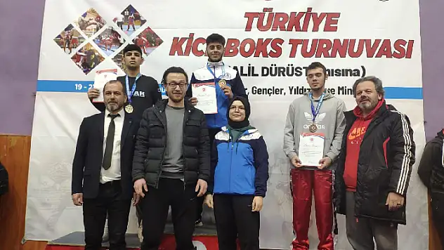 Ebubekir Yıldız, Türkiye şampiyonu 