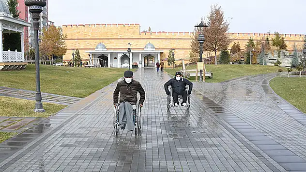Ecdat Bahçesi ve yaya üst geçitlerine 'Erişilebilirlik Belgesi'