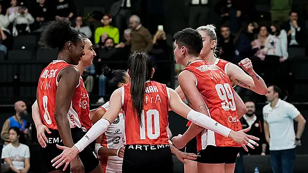 Eczacıbaşı, Numia Vero Volley'e konuk olacak