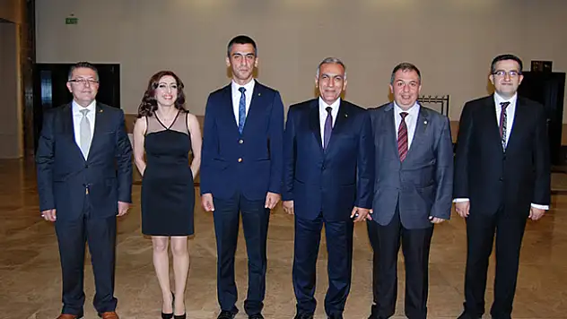 Eczacılar meslek haklarını istiyor